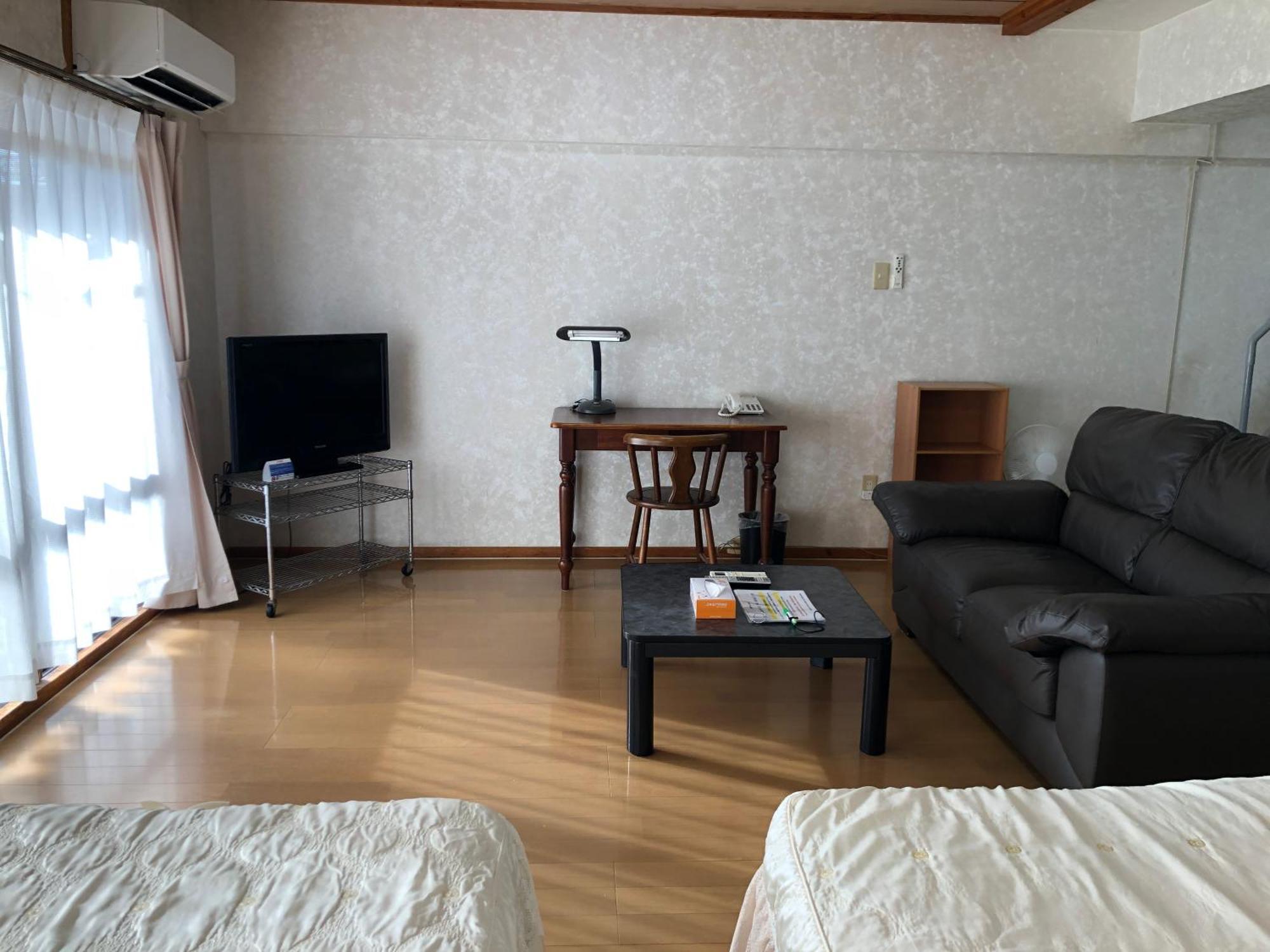Weekly Harbourview Mansion Main Building Apartment Naha Exterior photo